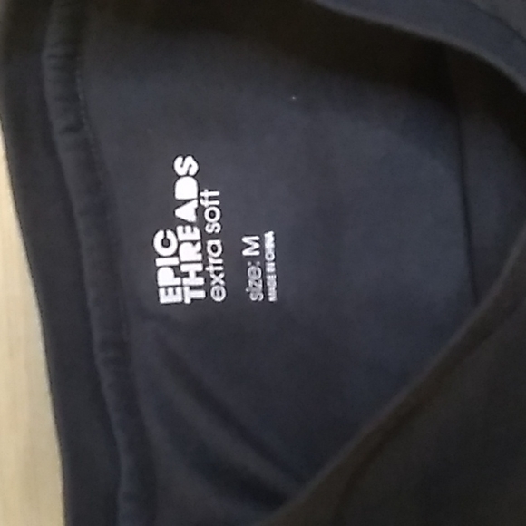 Epic Threads Boys Camo shirt size Medium Black & Gray - Picture 4 of 6